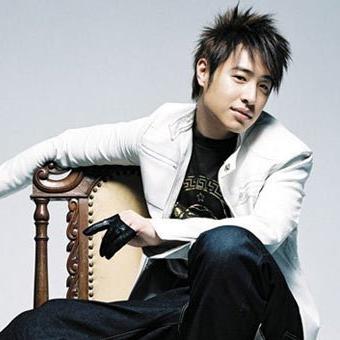 潘玮柏事业全面开花，跨界发展风头无两