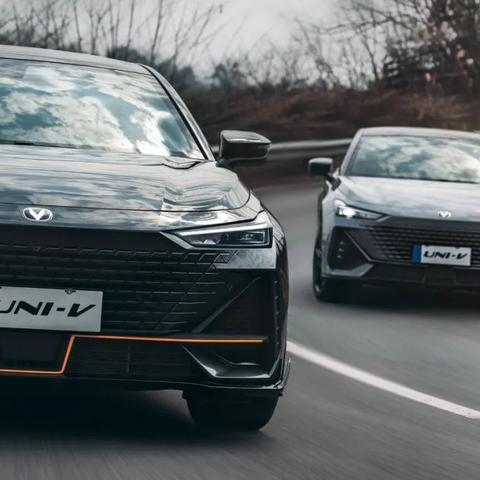 长安最新轿跑，科技驾驶的艺术之选