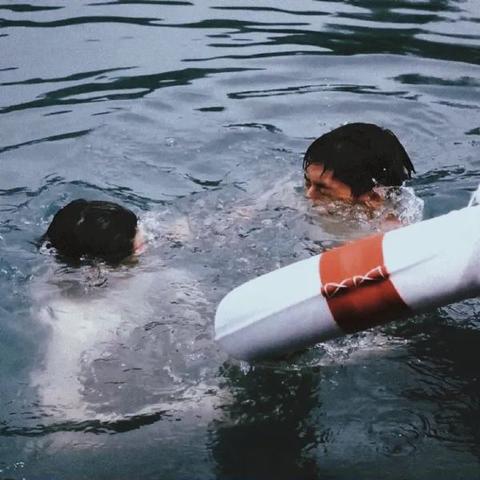 最新BL泰剧掀起热潮，不容错过！