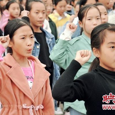 久久热线视频揭秘，数字时代的热点与变迁